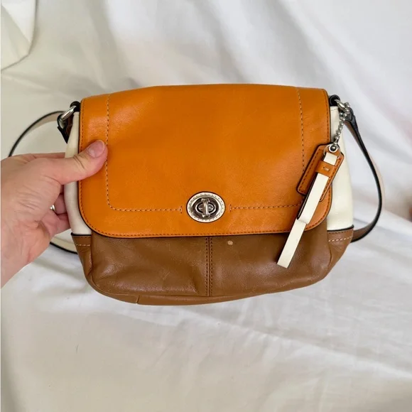 Coach Timeless Tan and Brown Leather Crossbody Bag - Picture 12 of 16